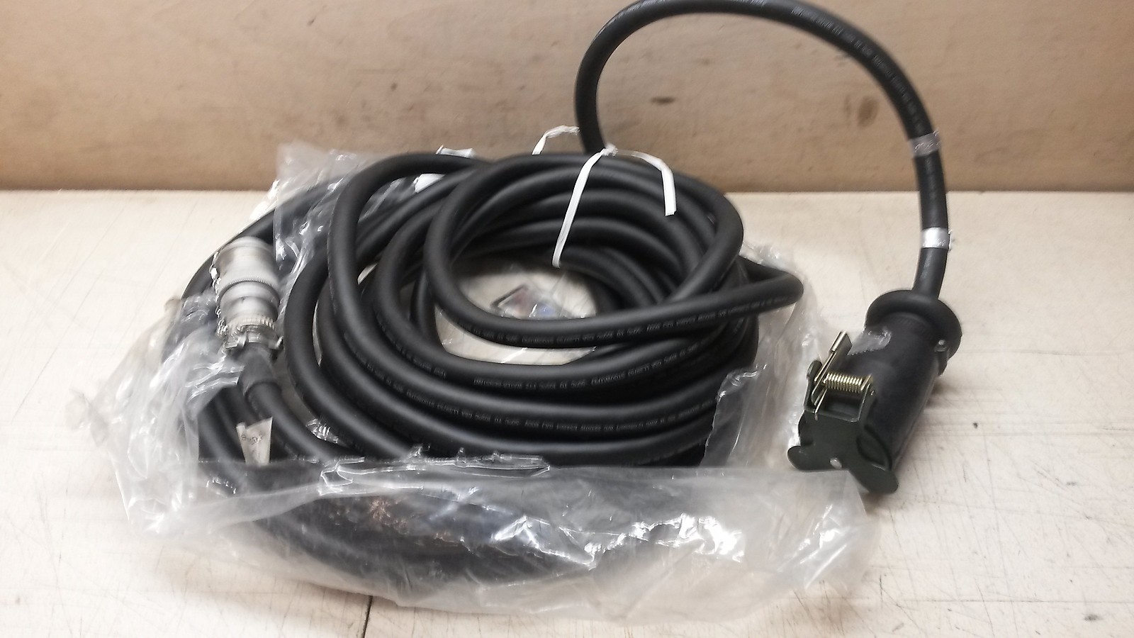 NOS Oshkosh Electrical Wire & Plug Pigtail 1462320 CS-2590-SV-0705 2590012225437