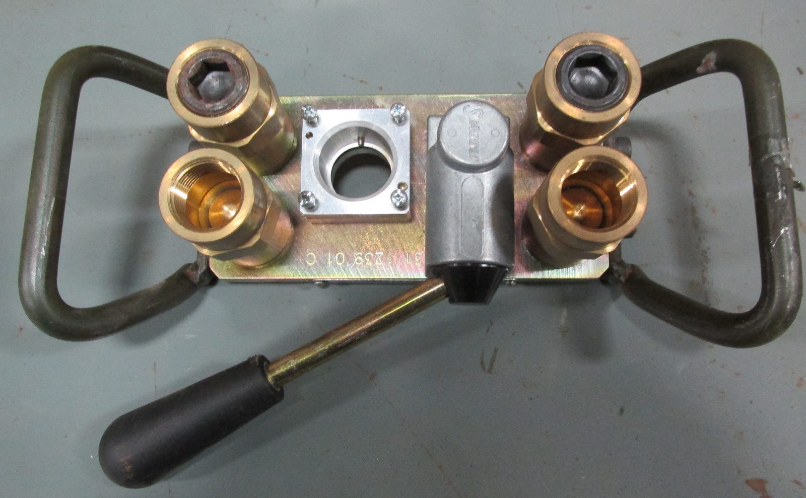 Staubli Model # K32108502 Serial # D22/05 71153MO