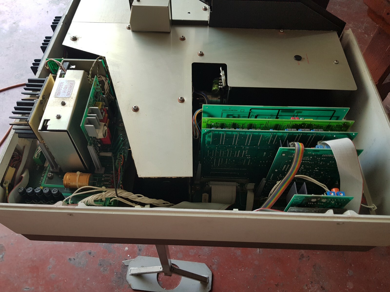 Perkin Elmer Lambda 9 P/N 110890 UV/VIS/NIR Spectrophotometer