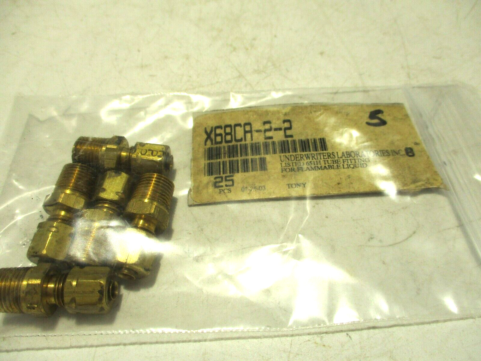 NEW LOT OF 5 PARKER 68CA-2-2 COMPRESSION FITTINGS 1/8 BRASS CONNECTOR