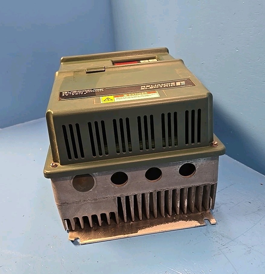 RELIANCE 15V4160 15HP 460V 3Ph GV3000/SE SENSORLESS ENHANCED AC DRIVE