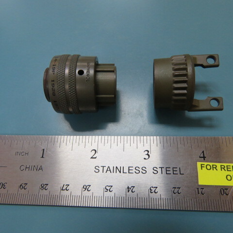 AMPHENOL MS3126F14-19P Qty of 1 per Lot 19 Position Circular Connector Plug, Ma