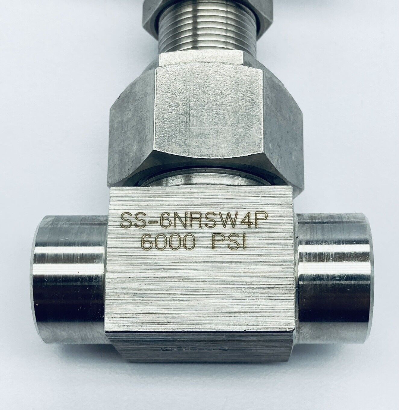 UNUSED WHITEY SS-6NRSW4P 316SS UNION BONNET NEEDLE VALVE 6000PSI 9/16″TSW