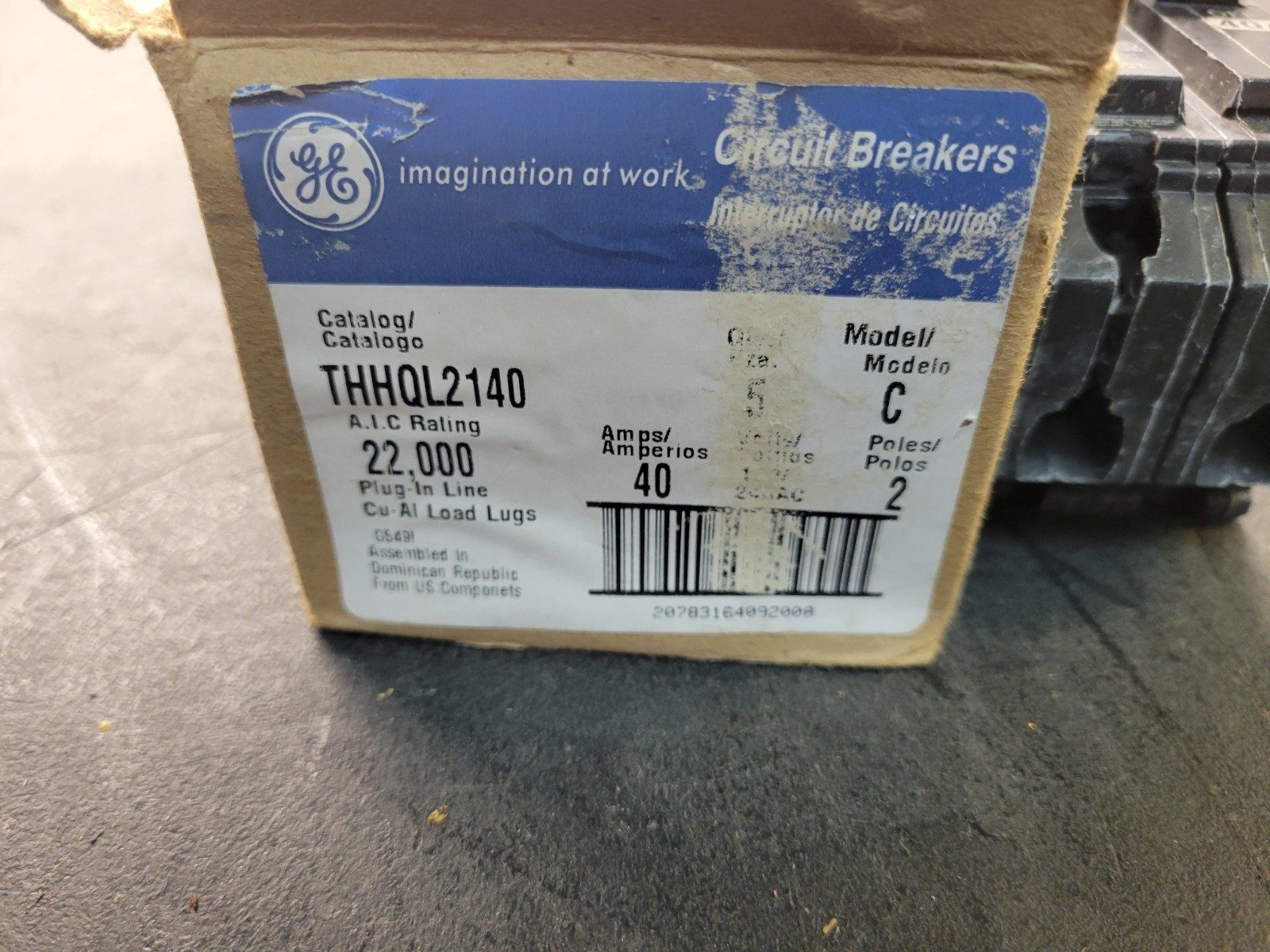 GE THHQL2140 40 Amp Breaker. Case of 5.