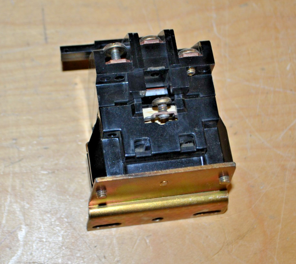 Furnas ~ 41NB20AFP393RGR ~ Electric Definite Purpose Control Coil 110/120V 30AMP