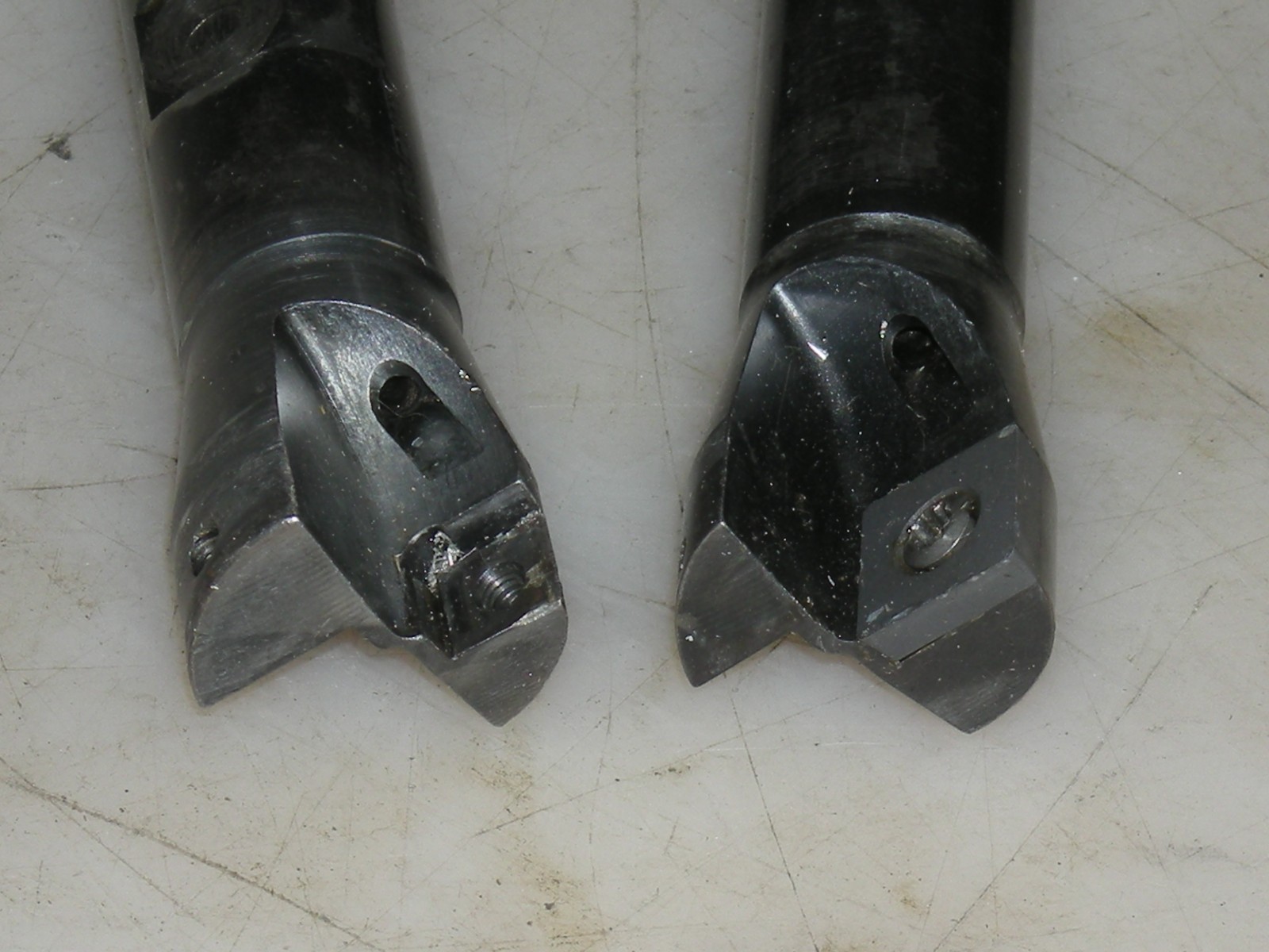 Lot of 8 ea, Indexable Insert Endmills 1″ to 1-1/2″ – Some are missing scrws
