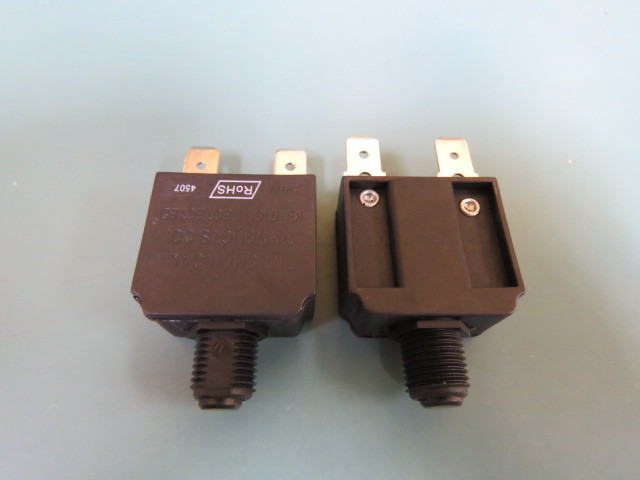 MECHANICAL PRODUCTS 1480-303-200-G1 Qty of 10 per Lot BREAKER MINI 20 AMP BLAC