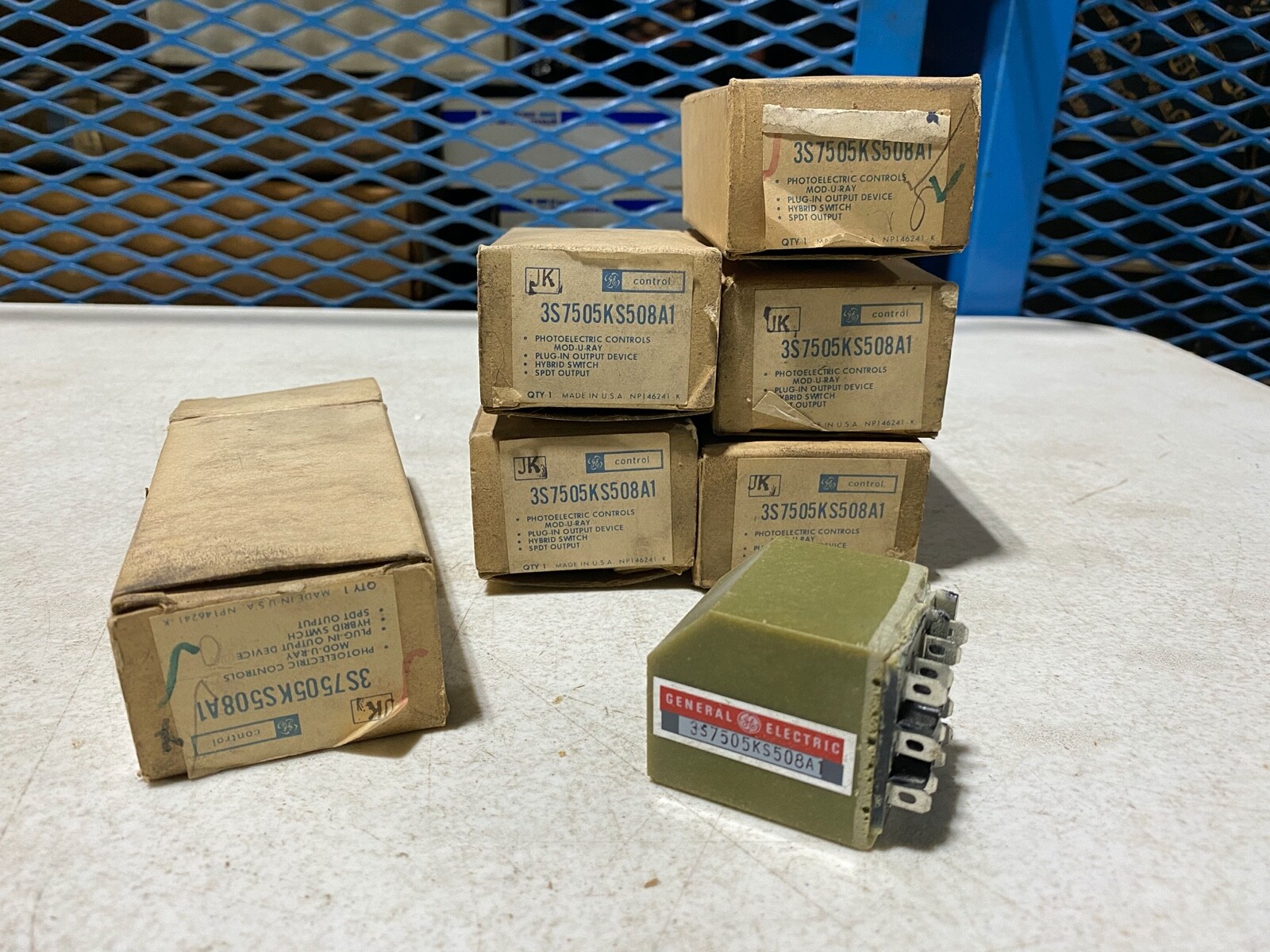 1x GE 3S7505KS508A1 Photoelectric Controls Mod-U-Ray Relay Hybrid Switch, NOS