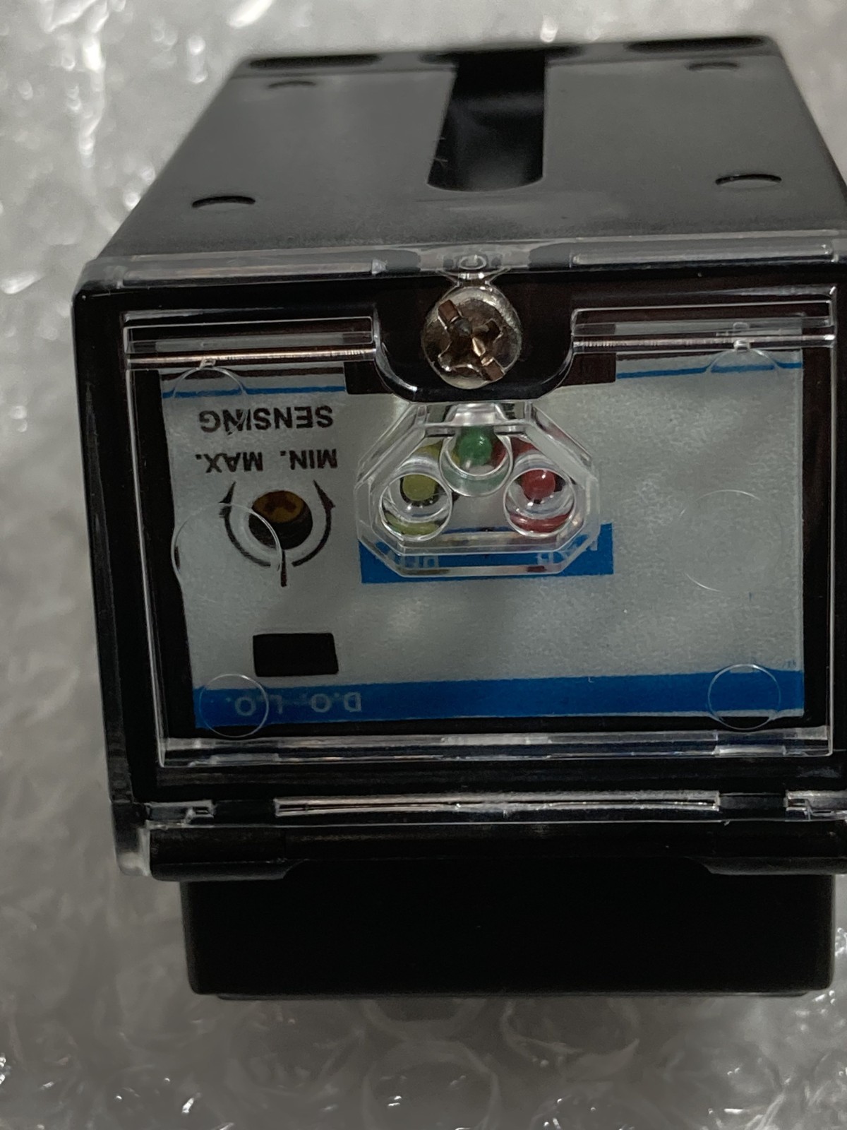 EATON 1450E-6547 PHOTOELECTRIC SENSOR NON-POL 10-40VDC NPN/PNP SERIES B1 NIB