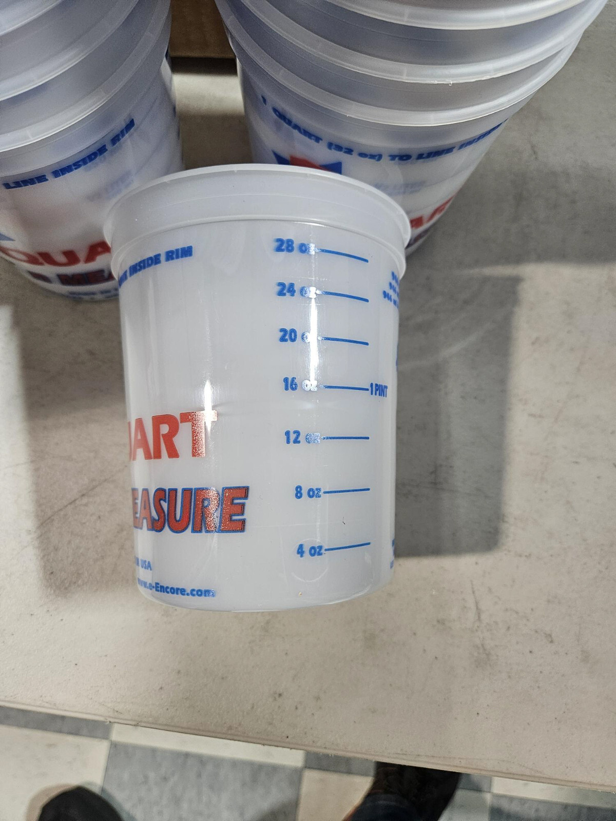 2FCA3 Mix-N-Measure 1QT Container – Pack of 24