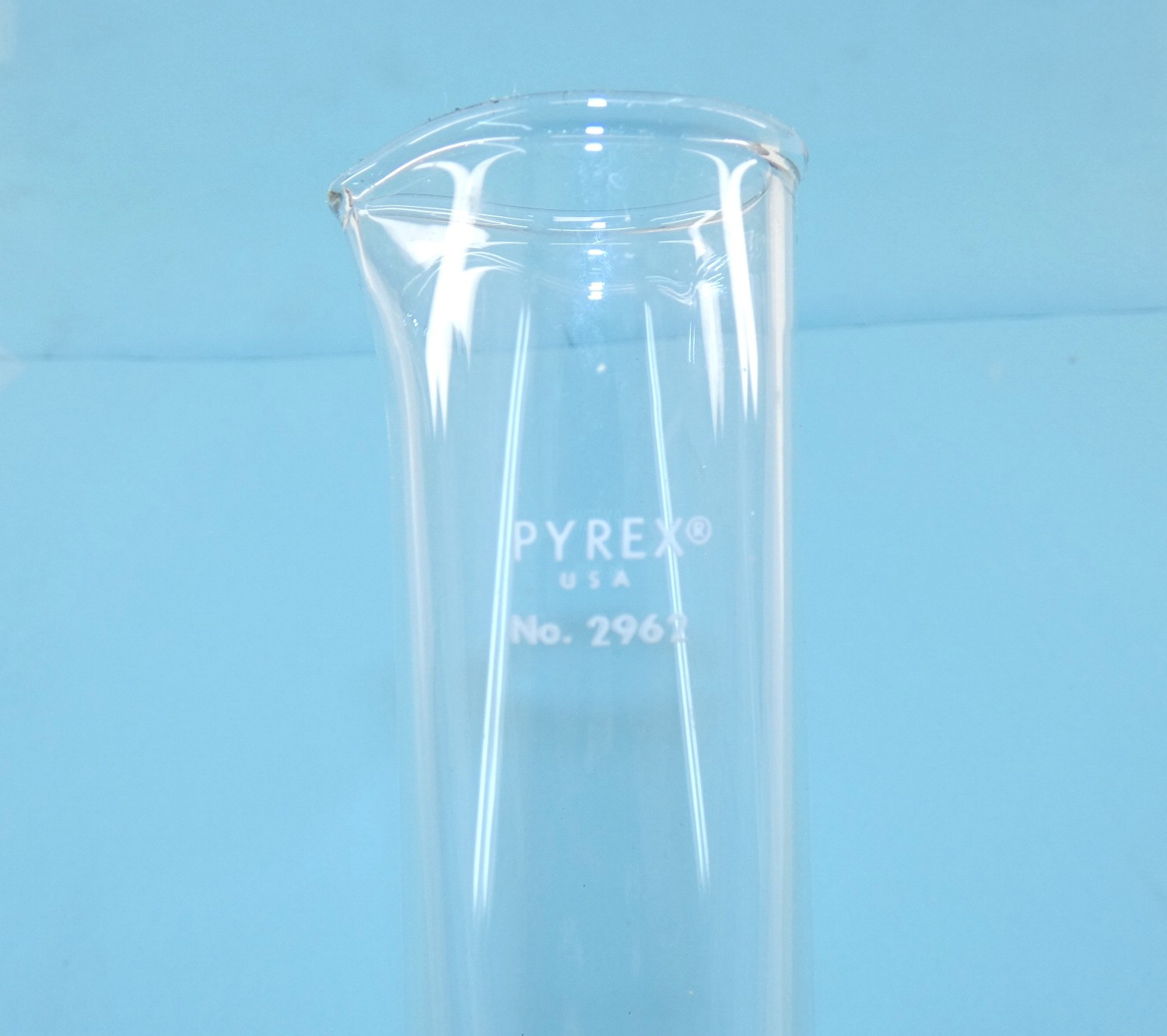 Corning Pyrex 2962 Hydrometer Glass Cylinder 500mL Laboratory Glassware – NEW…