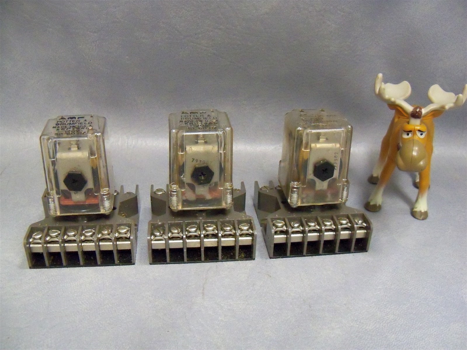 KRP14AG Potter & Brumfield Relay 120V with 27E123 Base – Lot of 3