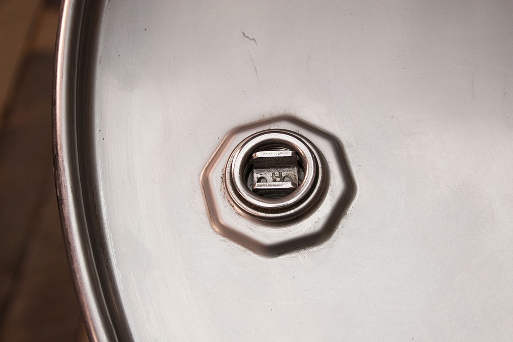 55 Gallon Stainless Steel Drum Barrel Closed Top Used