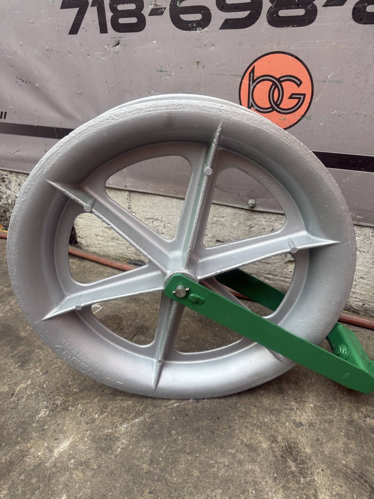 Greenlee 24 inch 4000lbs Sheave Cable Puller Tugger. Works Fine. 6/10 #3