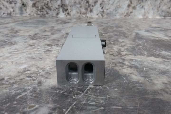 Speedaire 3GAD4 2 Pk 1/4 In NPT 1.1 Max CFM Manifold Air Regulator