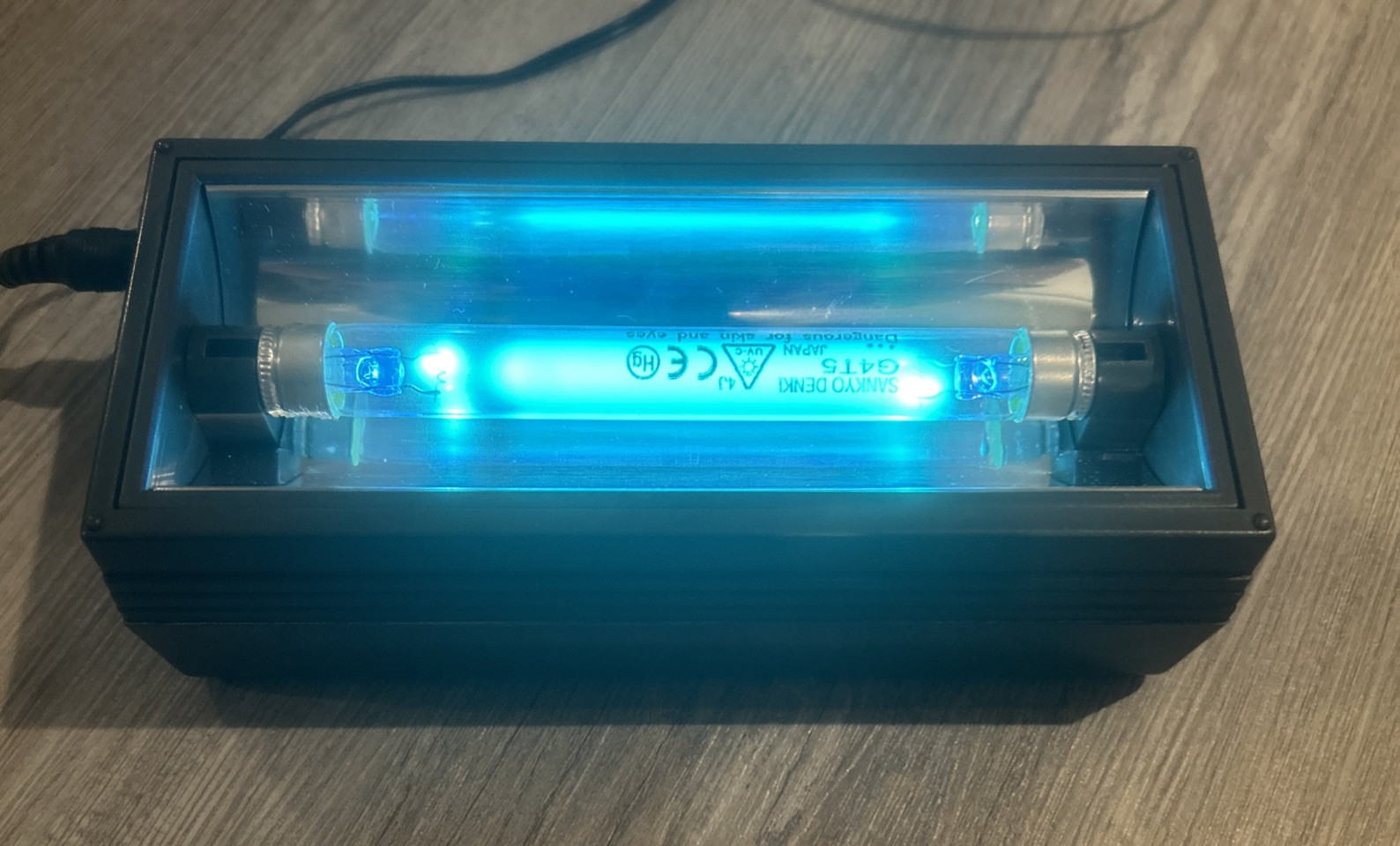 LOT: Ultraviolet Light Lamp Spectroline Laser Neon New Bulbs: SB-4W, G4T5