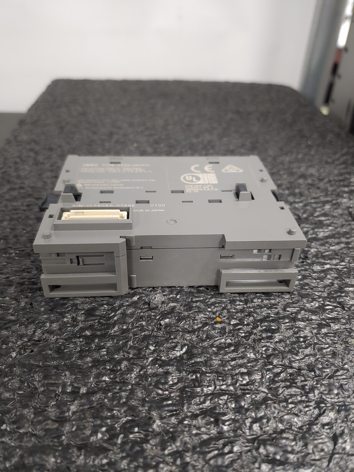 IDEC FC6A-J4CH1Y FC6A MicroSmart PLC 4-pt Isolated Thermo Module