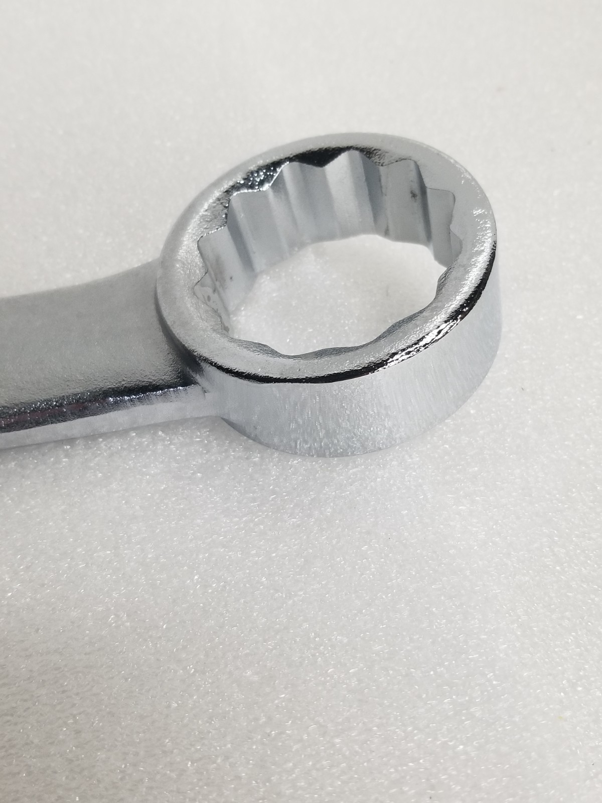 S-K Tools C66 Combination Wrench 2-1/16″ SurGrip 12-Pt 27-1/4″-OAL Made in USA