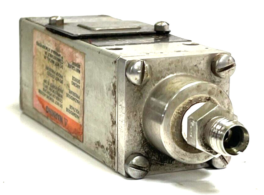 ITT AEROSPACE CONTROLS DIVISION NEO-DYN ADJUSTABLE PRESSURE SWITCH 132P49C3