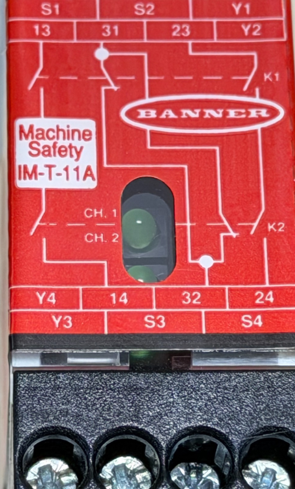 Banner IM-T-11A Machine Safety Relay Module for Safety Light Curtain, 2 NO, 1 NC