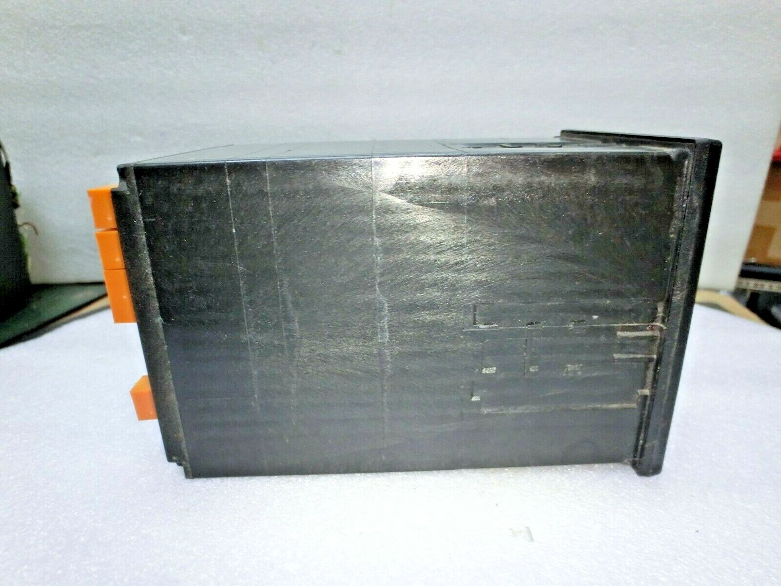 ProMinent Fluid Cntr D1CAD0p50000G000E Ph Dulcometer,230Vac,Used_,7547