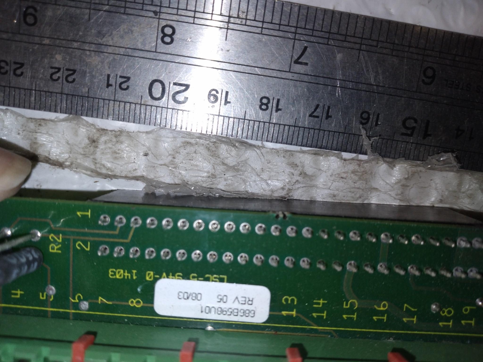 686B598U01 REV 05