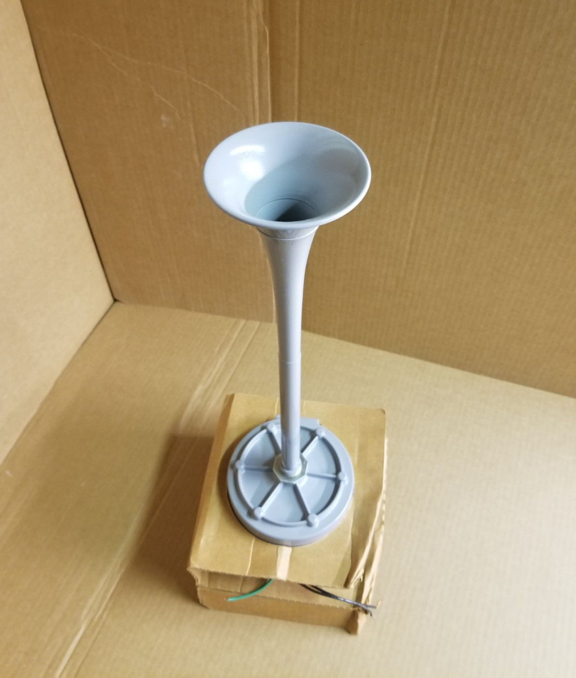 New Open Box Federal Signal 55-120-1 Resonating Horn/Electric H 120VAC 52092WVS