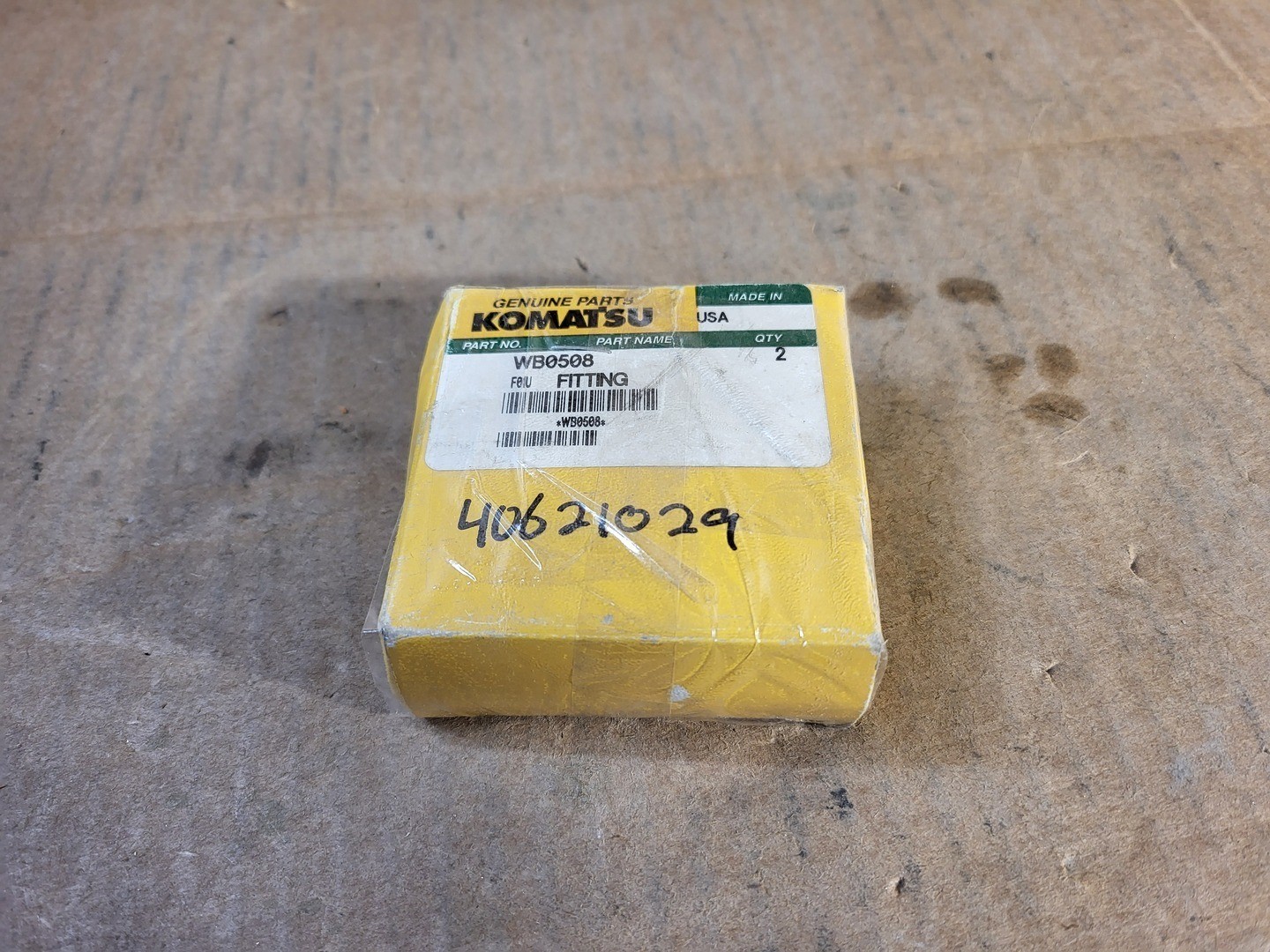 SURPLUS NEW KOMATSU WB0508 90 Deg Elbow Fittings (Box of 2) – Heavy Machinery
