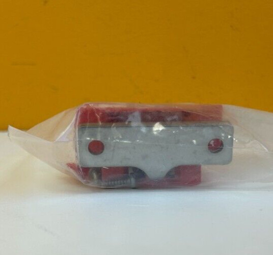 Allen Bradley(AB) 440G-A36050 Replacement Spartan Actuator + Catch + Guide. New!