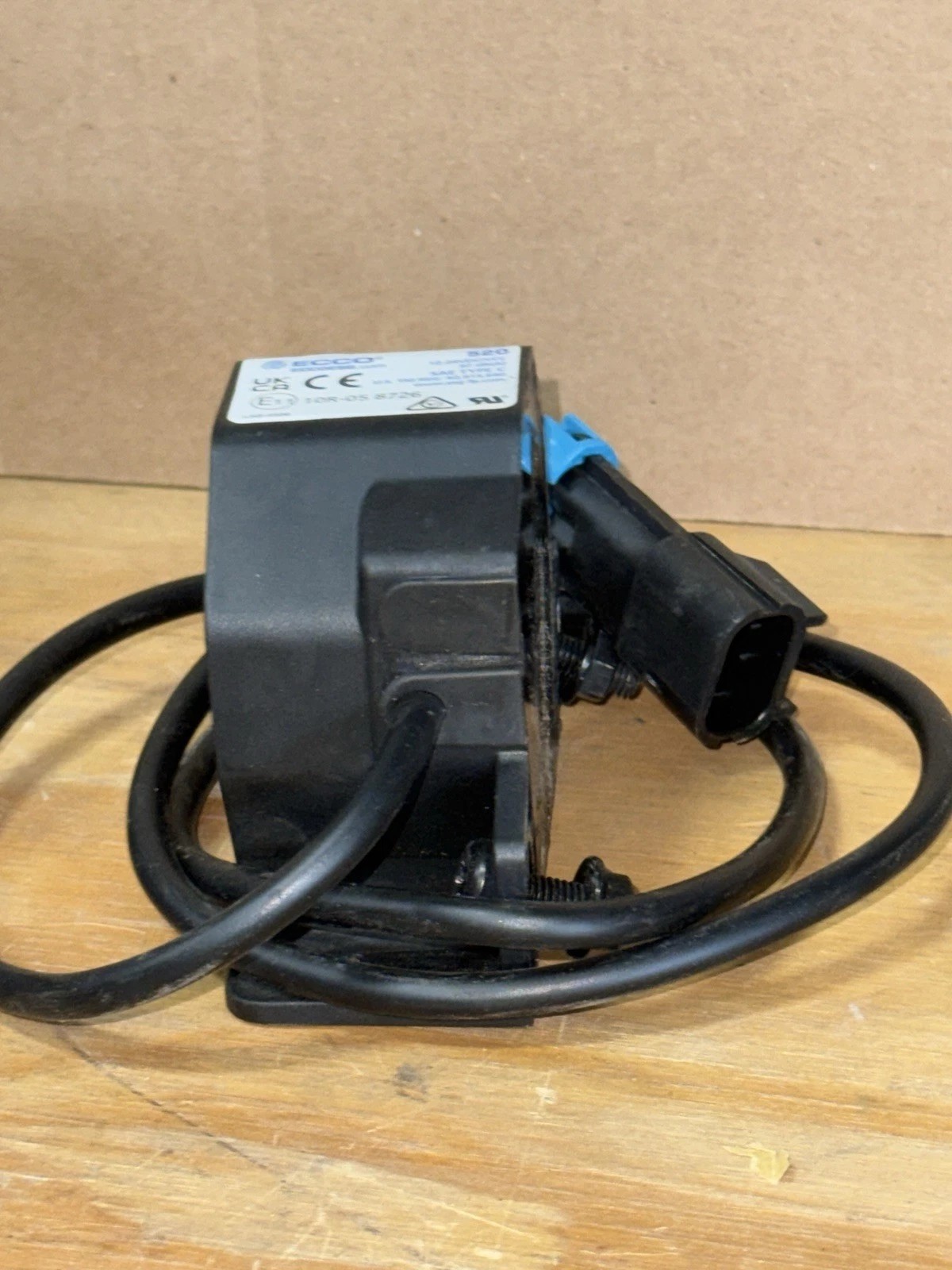 Ecco 500 Series Back-Up Alarm Model 520 12-24V Black Alarm System 97dB NOB