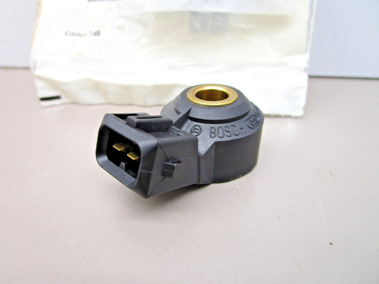 Cummins 3607945 Knock Sensor for C-Series ISC 8.3L Bosch 0261231128
