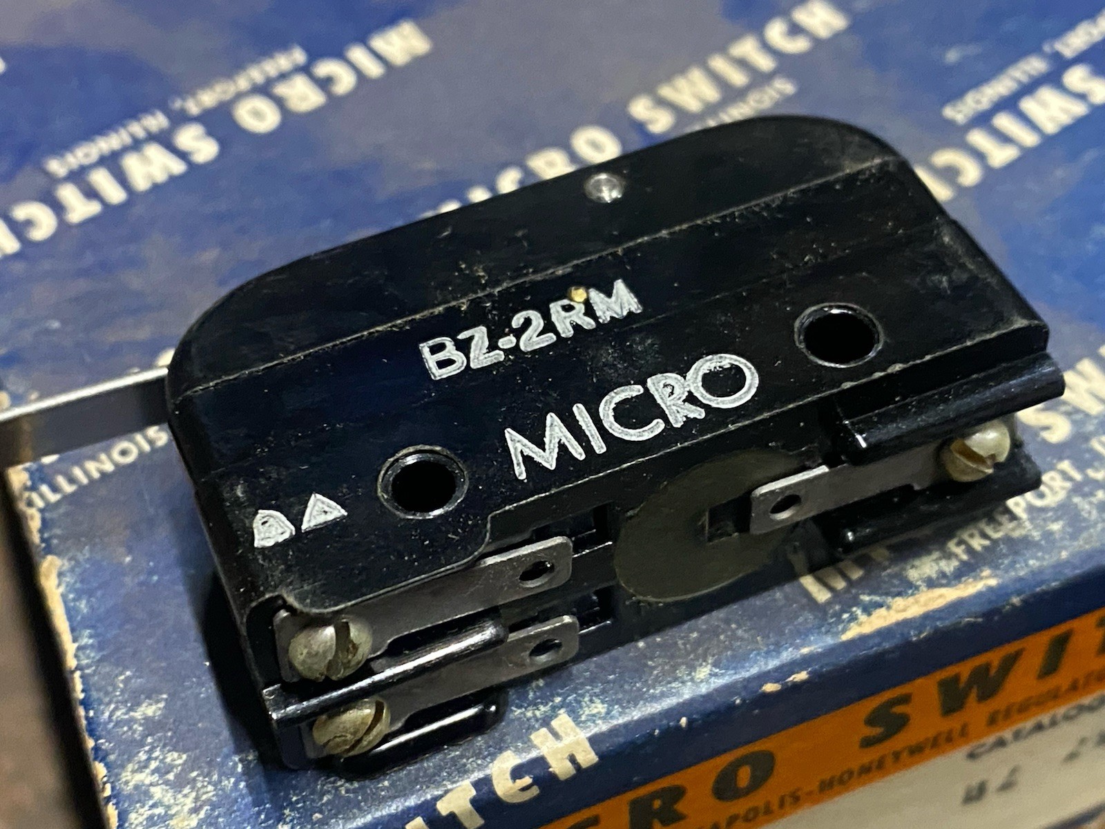 Micro Switch BZ-2RM Honeywell Limit Switch 13pc Lot New