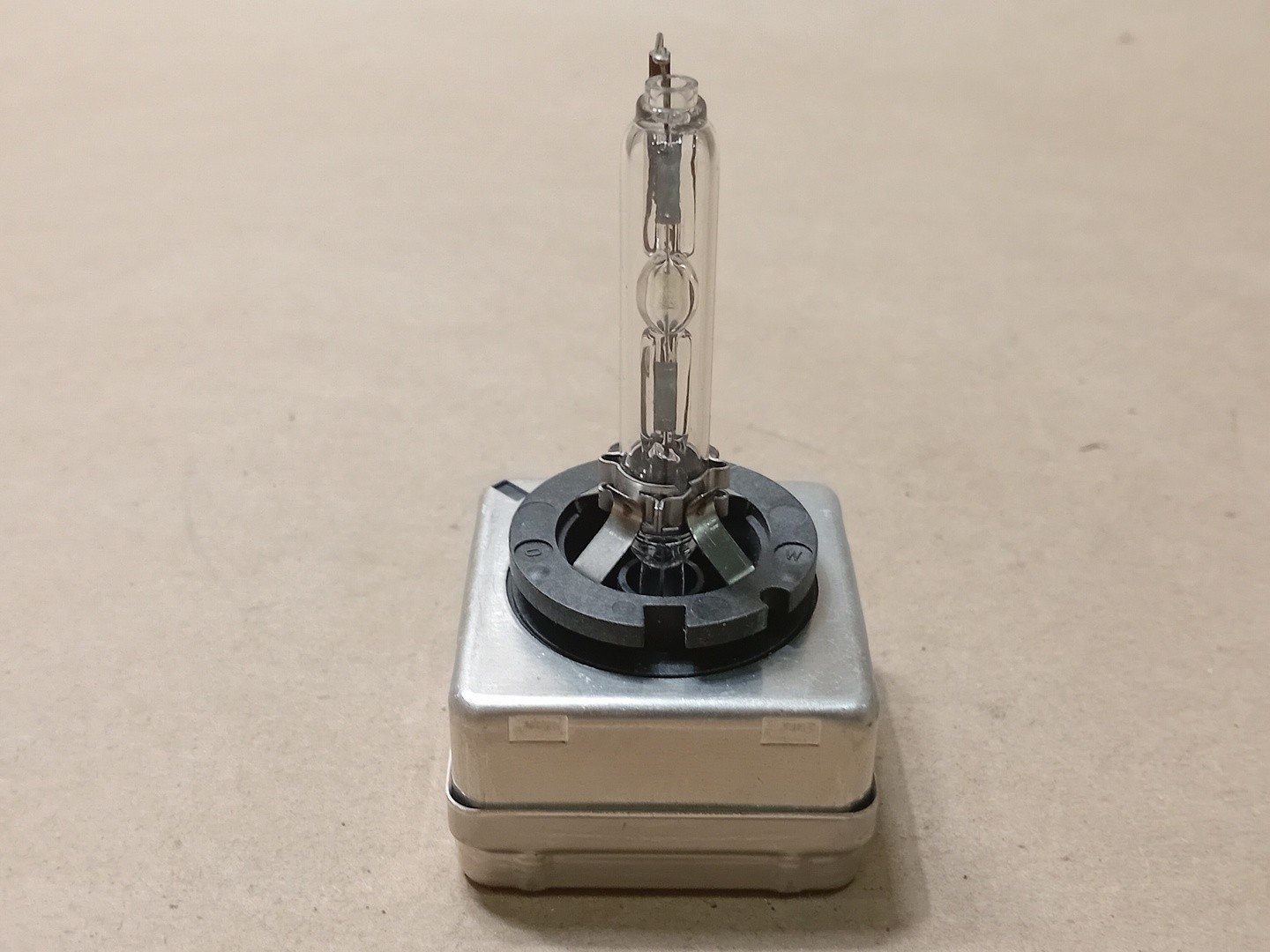 SURPLUS NEW Caterpillar 290-8160 35W D1S Hid Bulb for Flood Lights – Parts
