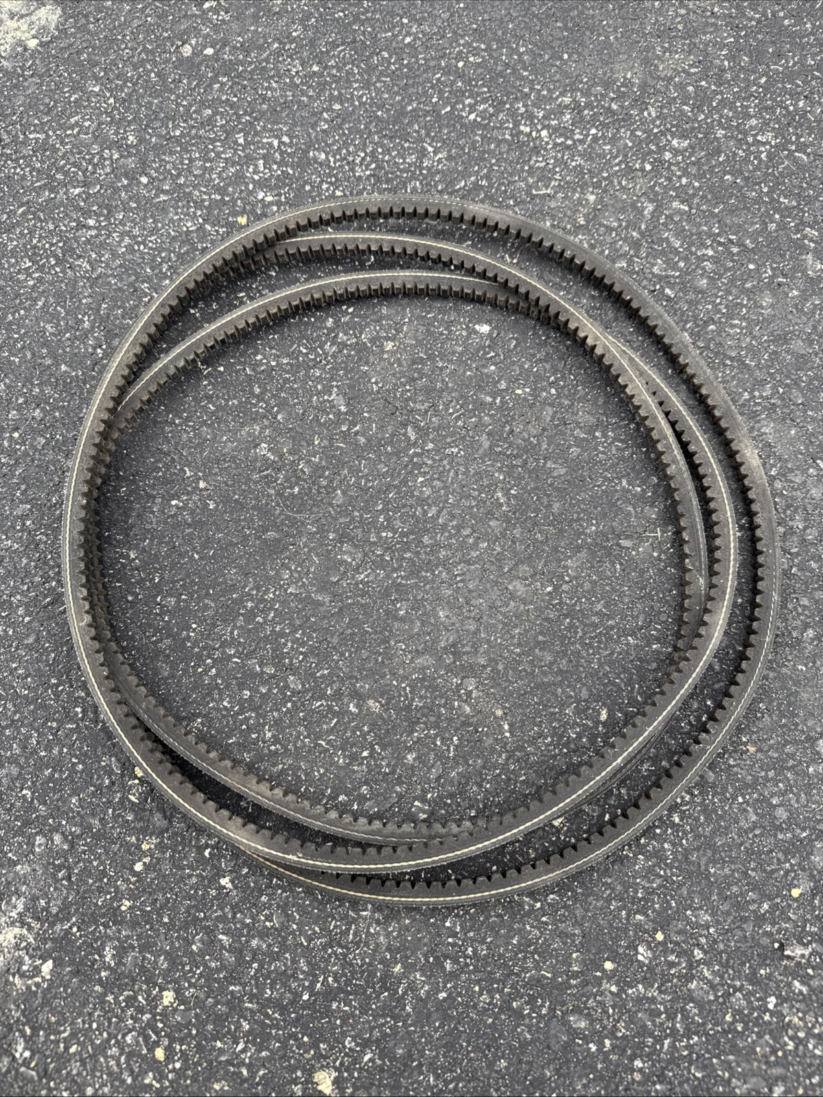 Goodyear 3VX1060 Matchmaker Hy-T Wedge Cogged V-Belt
