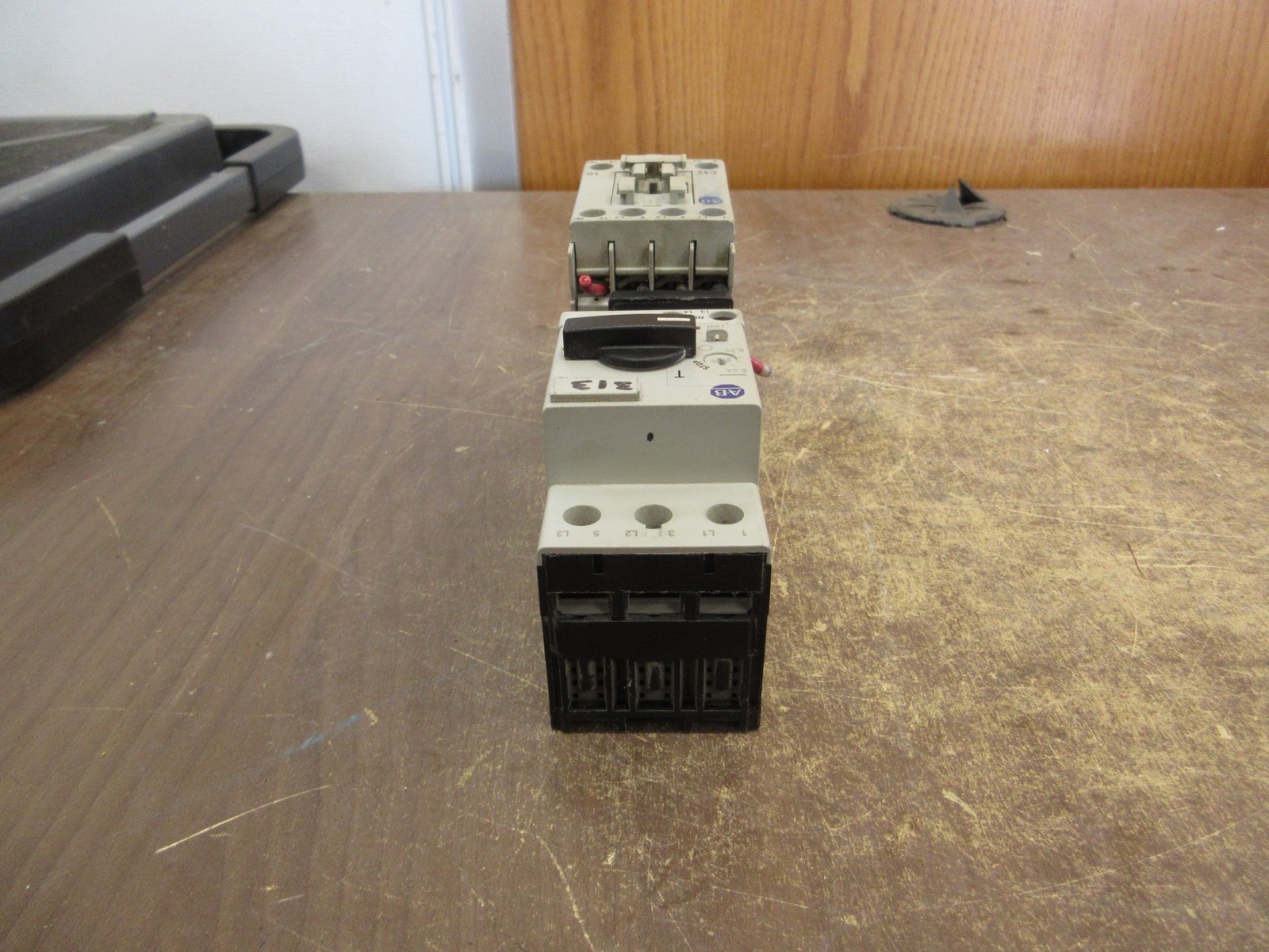 Allen-Bradley Starter 190E-BND2-CC10X Ser. B 120V Coil Trip: 0.25-0.4A Used