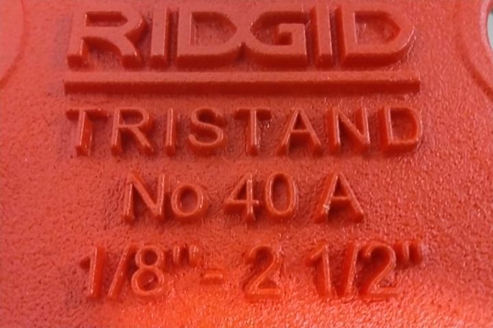 Ridgid 40130 35-1/2 In Maximum Height Portable Tristand