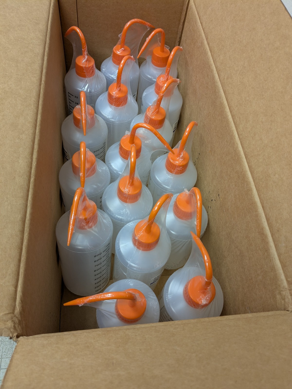 Pro-Lube Squeeze Bottle Oil Cans – 32Oz (1000ml) Box of 16 SQZ/1000