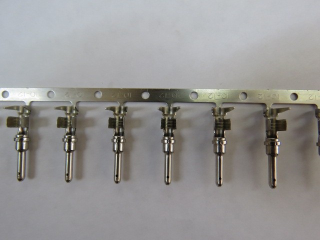 Deutsch 1060-12-0222 Qty of 100 per Lot Automotive Connectors SZ 12 STAMP CONT