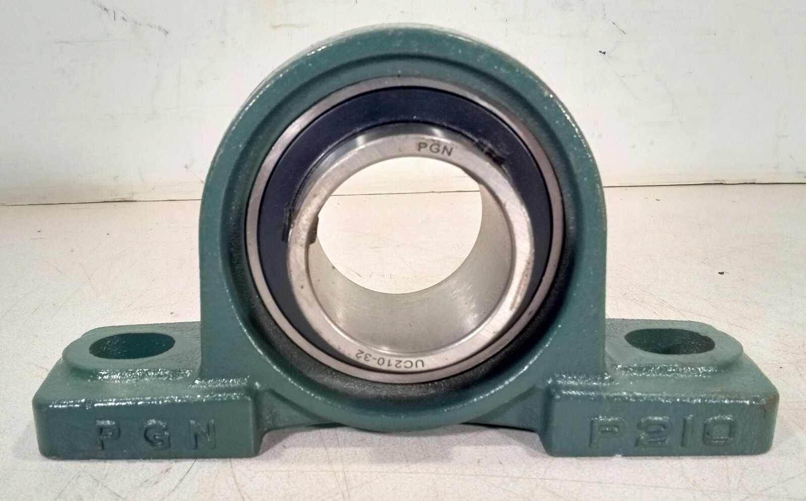 1 NEW PGN UCP210-32 2 BOLT BASE 2” BORE PILLOW BLOCK BEARING NNB **MAKE OFFER**