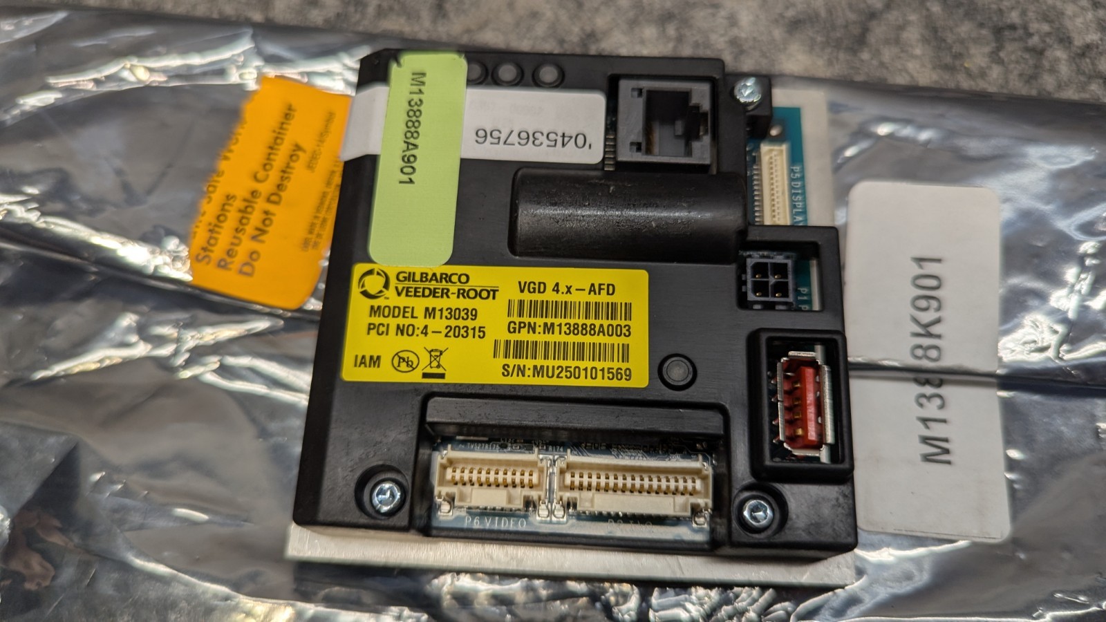 GILBARCO M13039 4-20315 VGD 4.X-AFD M13888A003 – Untested