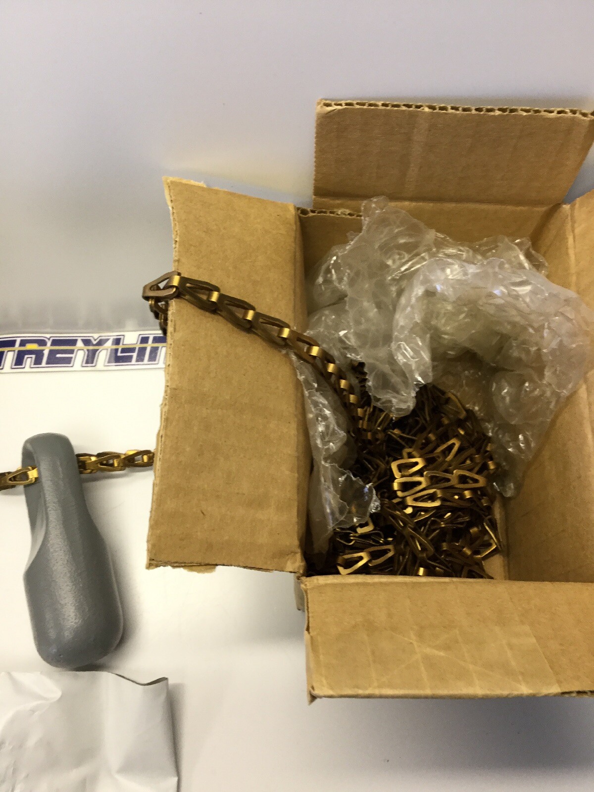 NEW, SQUARE D, 9049DCA3, CHAIN ACCESSORY KIT. (24G-2)