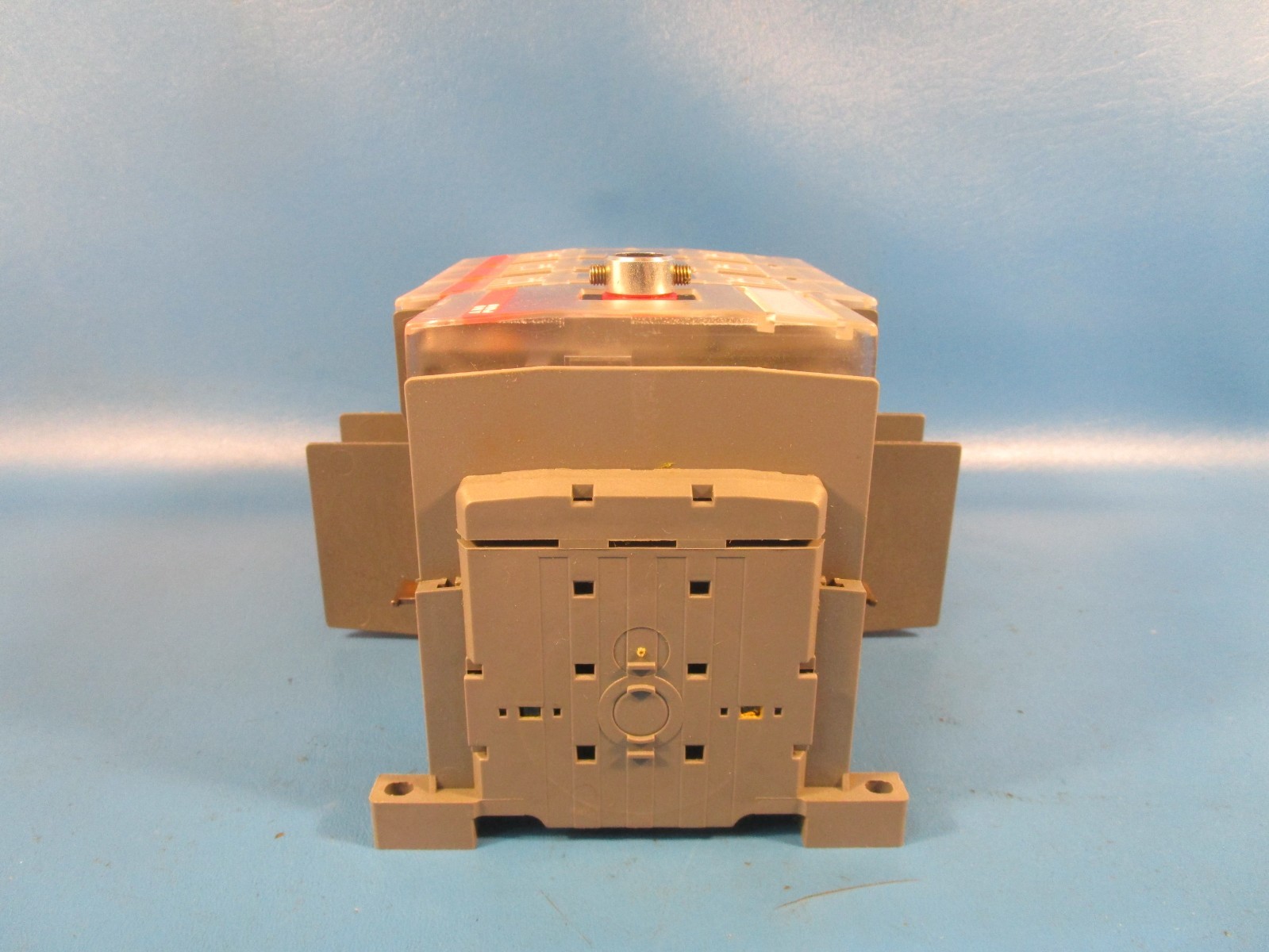 ABB OS100GJ03, Fusible Disconnect Switch, 100A, 3-pole, class J, front operated