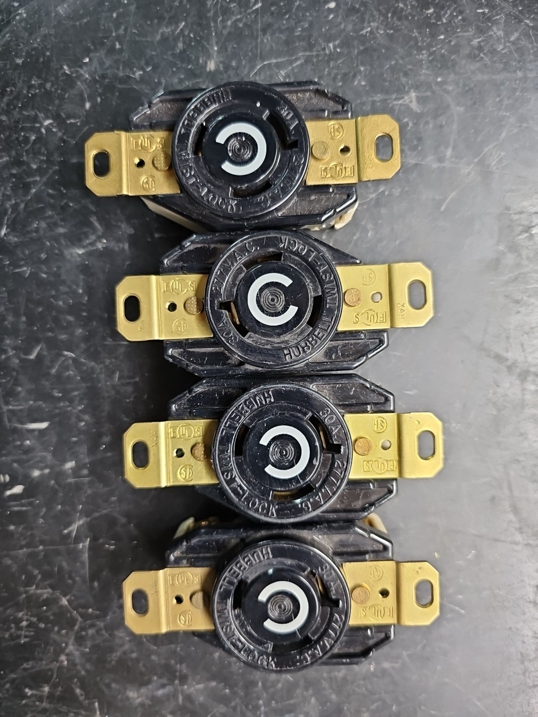 Lot 4 NEW HUBBELL HBL2630 TWIST-LOCK RECEPTACLE 277V 30A GROUNDING NEMA L7-30R
