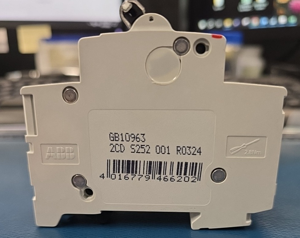 S202-C32 – ABB Feed-Thru 480V 32A 2 pole circuit breaker 6kA@480V FREE SHIPPING