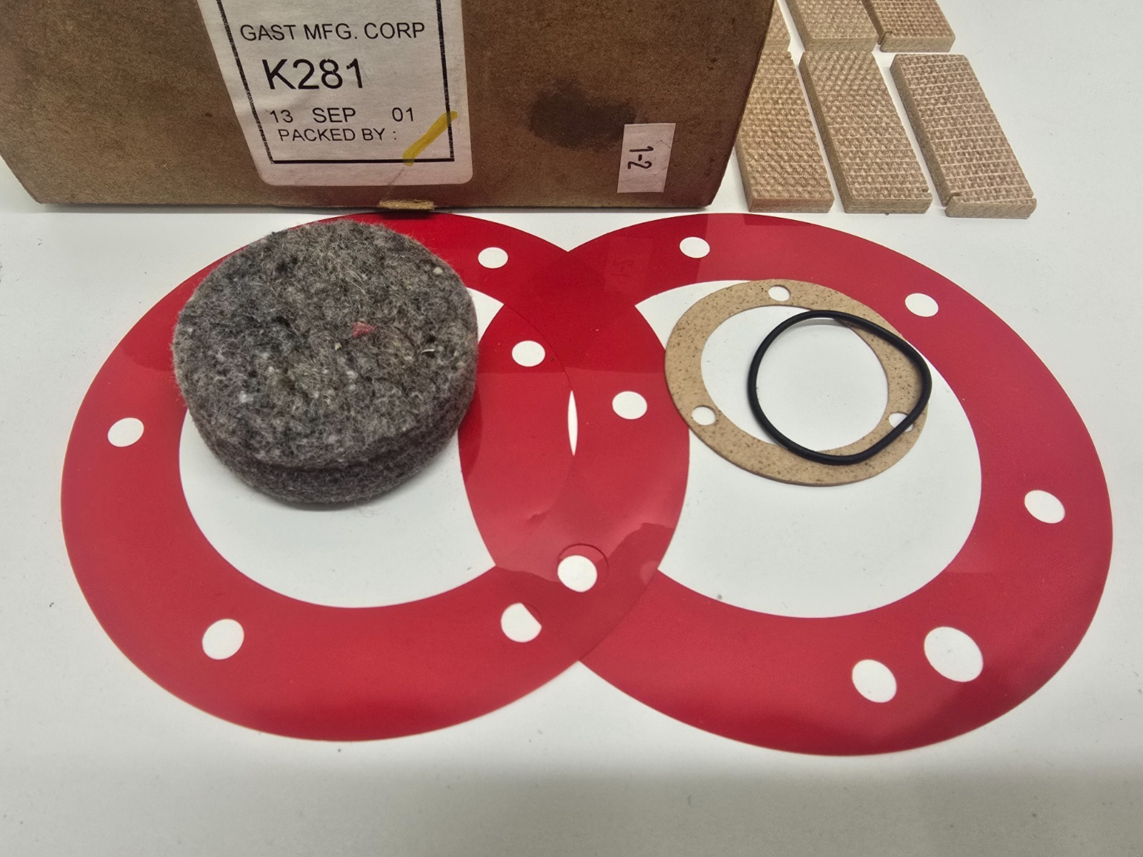 NEW INCOMPLETE! GAST REPAIR KIT K281.