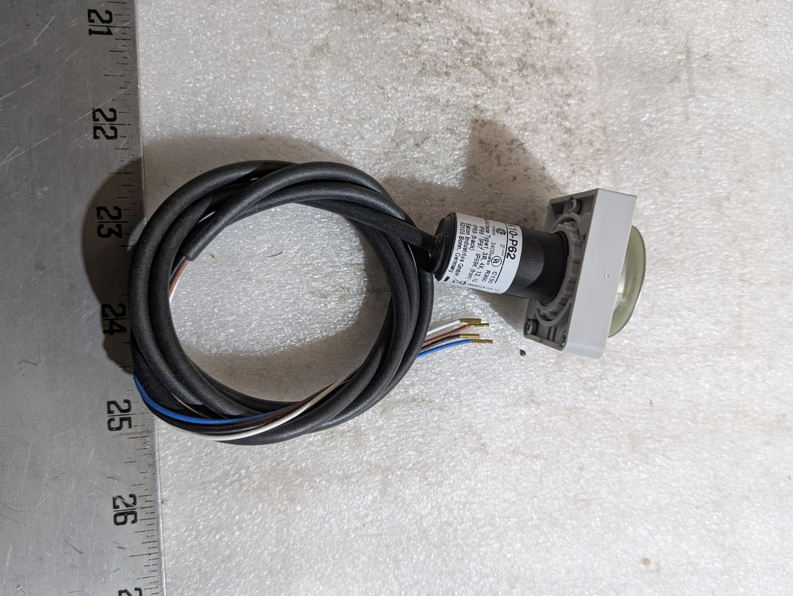 EATON C30C-FD-G-K10-P62 PUSHBUTTON FLAT, 30MM, 1NO, GREEN, 1M, OPEN