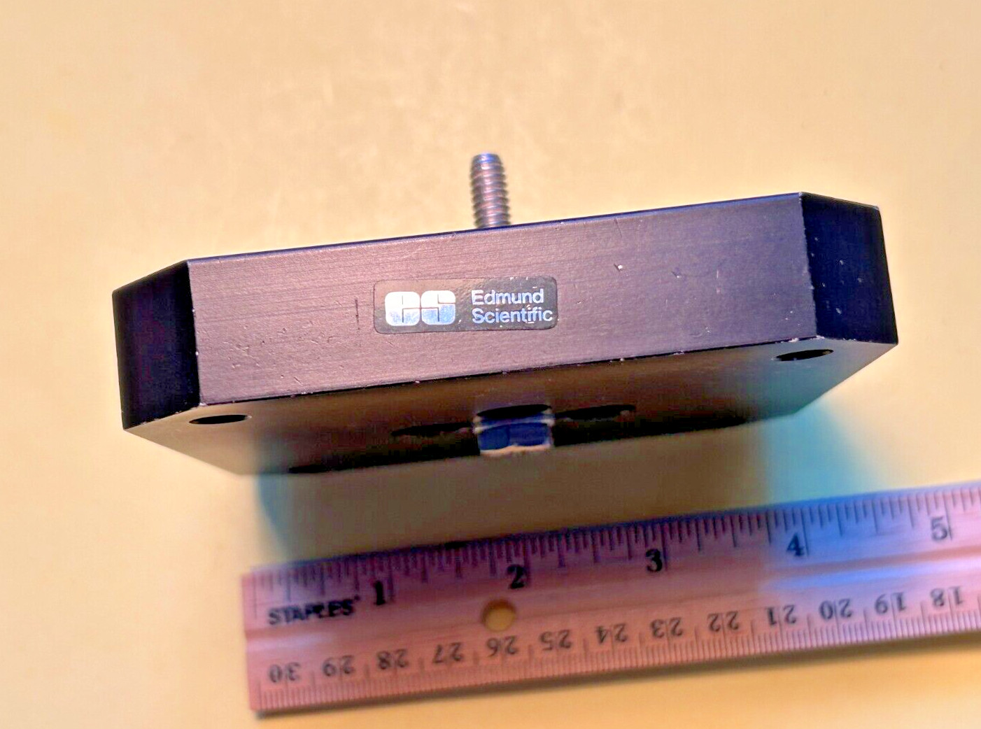 Edmund Scientific 4″ x 4″ x 3/4″ aluminum baseplate with mounting holes