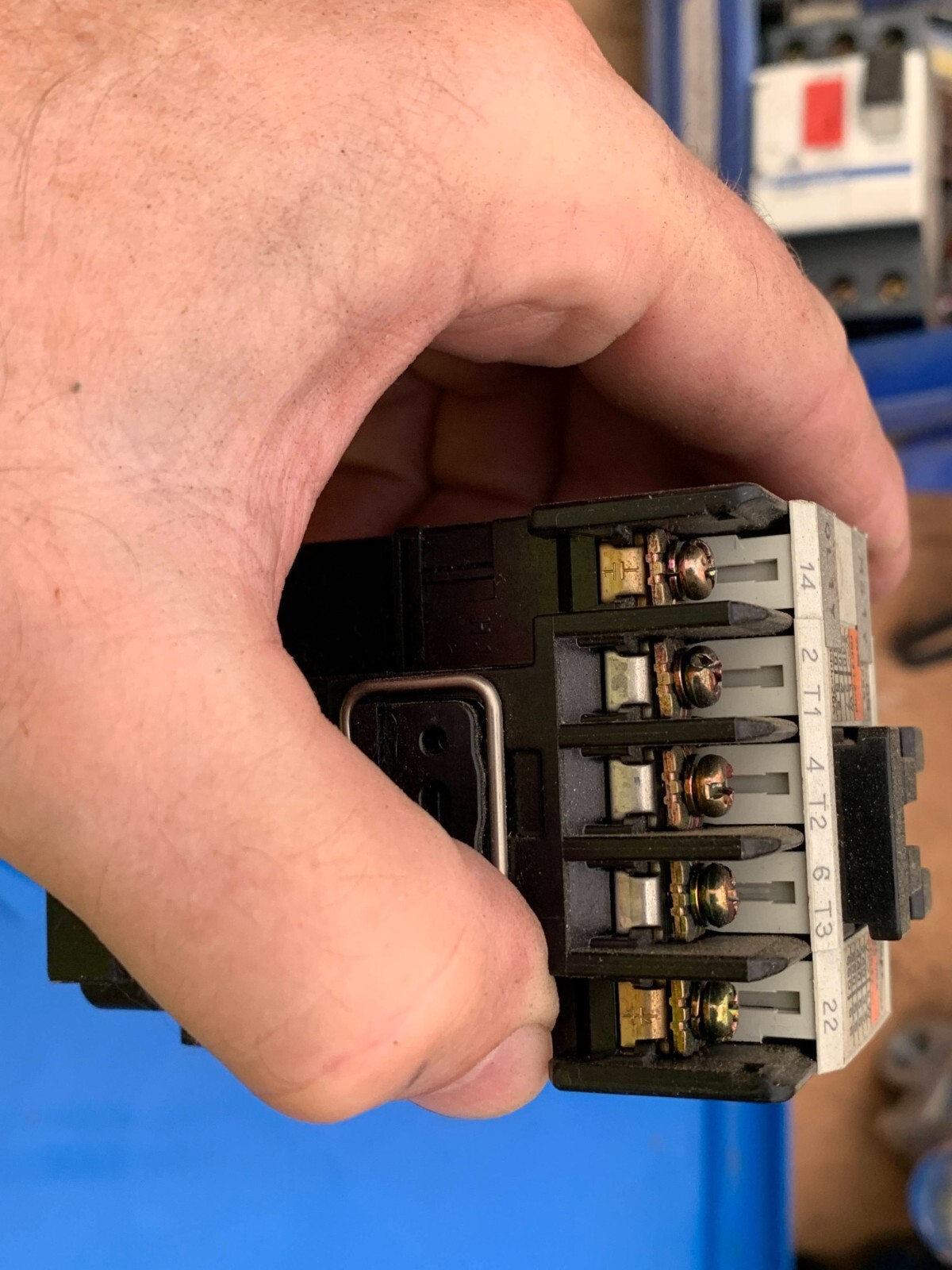 Fuji Electric Contactor 100/110VAC 50/60Hz P/N SC-05 Z324A