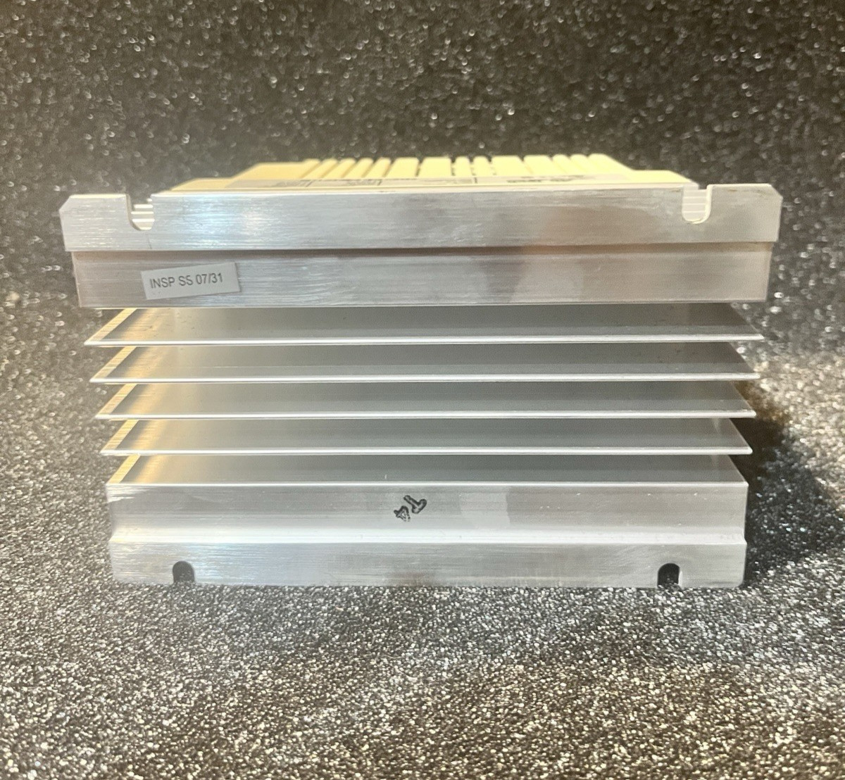 LENZE AC TECH 400/480V 3PHASE 2HP SCM SERIES INVERTER DRIVE SM420