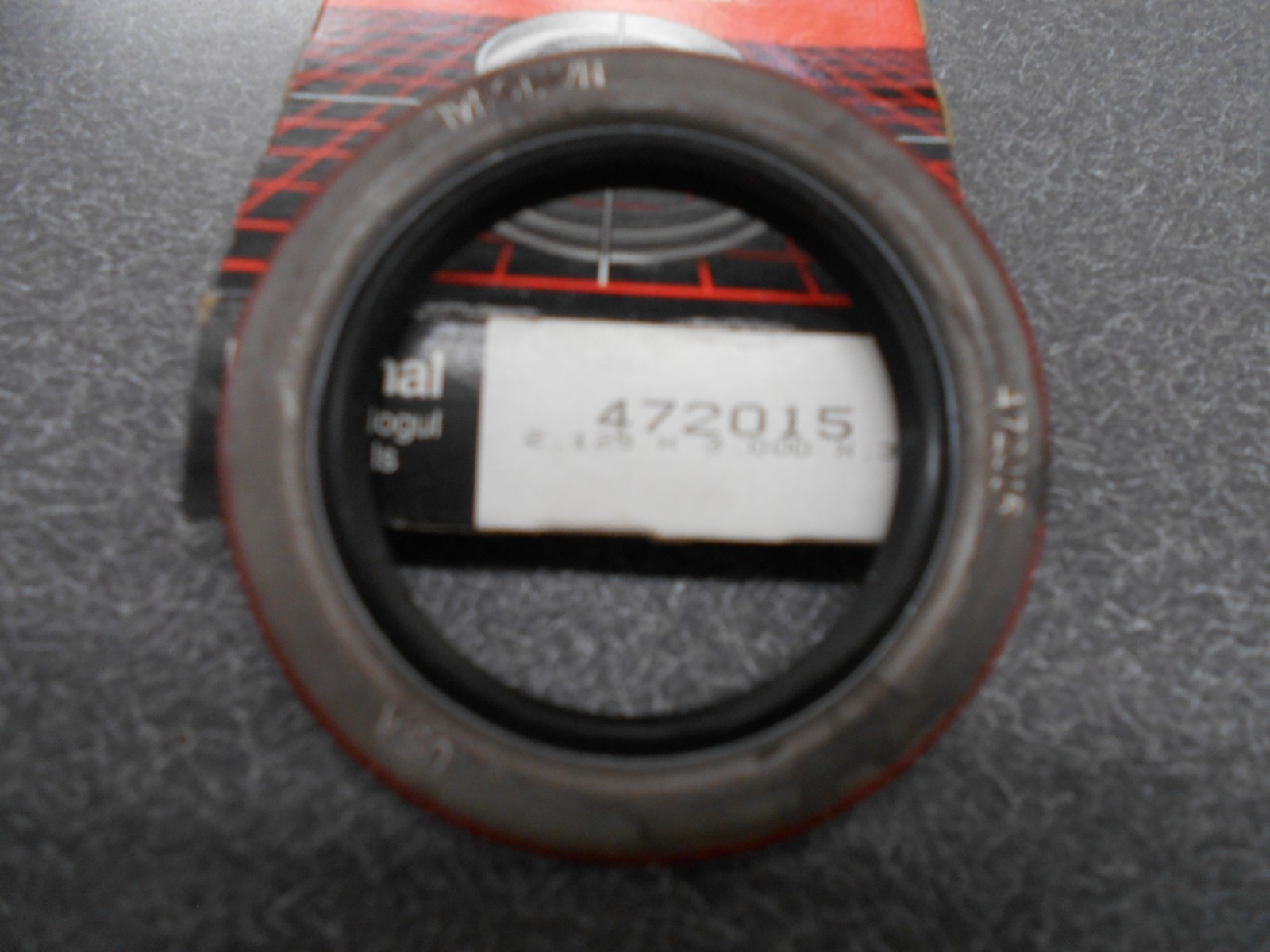 Federal Mogul 472015, National Oil Seal. 2.125X3.000X0.375 NOS!